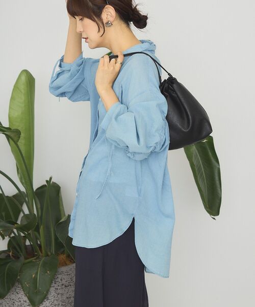 AMERICAN HOLIC（アメリカンホリック）の「シアーデニム加工ギャザーリボンシャツ（シャツ/ブラウス・レディース・ピンク/グレー/インディゴブルー/ライトインディゴブルー・L/M）」の11枚目の写真
