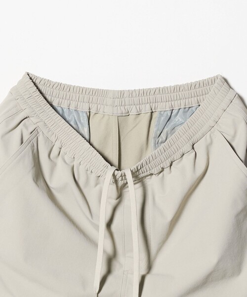 A DAY IN THE LIFE UNITED ARROWS(アデイインザライフユナイテッドアローズ)の「ダブルクロス イージーショーツ<A DAY IN THE LIFE>(その他パンツ・メンズ・ブラック/ベージュ/ダークグレー・S/M/L)」の9枚目の写真