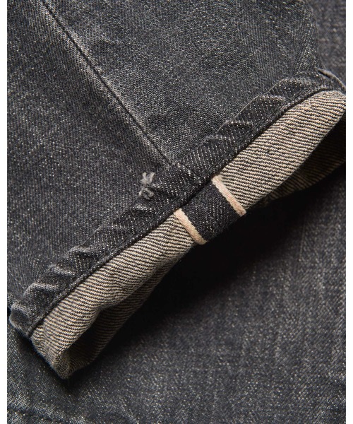 uniform experiment(ユニフォームエクスペリメント)の「DAMAGED DENIM TAPERED-FIT JEANS(デニムパンツ・メンズ・インディゴブルー/ブラック・1/2/3/4)」の11枚目の写真