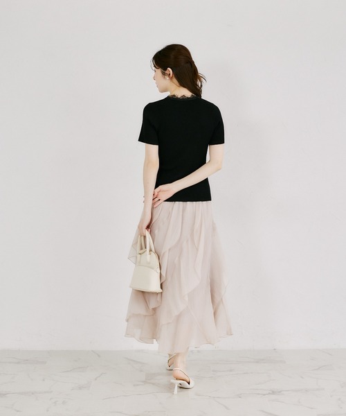 tocco closet(トッコ クローゼット)の「ラッフルフリル切り替えひらりんシアースカート(スカート・レディース・オフホワイト/ピンクベージュ・M)」の4枚目の写真