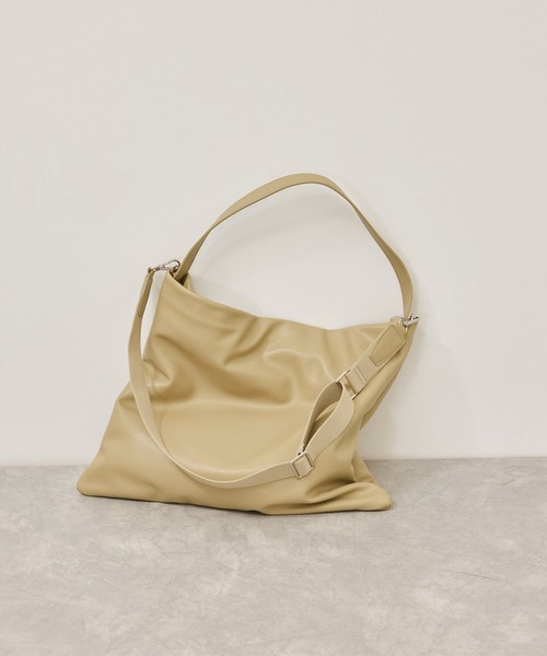 ADAM ET ROPE'（アダムエロペ）の「2WAYハンドルショルダーバッグ（ショルダーバッグ・レディース・ベージュ系その他/ブラック・FREE）」の5枚目の写真