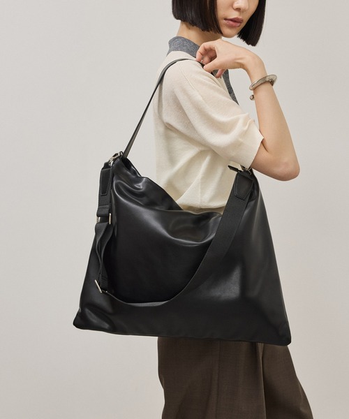 ADAM ET ROPE'（アダムエロペ）の「2WAYハンドルショルダーバッグ（ショルダーバッグ・レディース・ベージュ系その他/ブラック・FREE）」の6枚目の写真