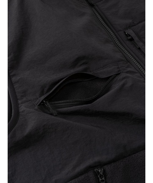 THE NORTH FACE(ザノースフェイス)の「THE NORTH FACE/ザ・ノース・フェイス DENALI VEST ベスト NA62652(ベスト・メンズ・ブラック・XL/L/M/XXL)」の4枚目の写真