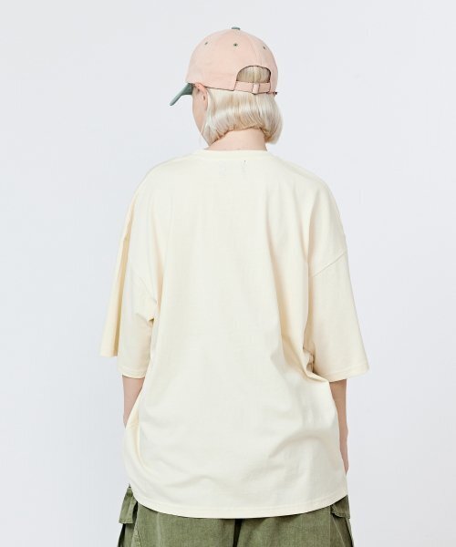 CARGOBROS FOR WOMAN(カーゴブロスフォーウィメン)の「オーガニッククルーネック半袖Tシャツ(バニラ)(Tシャツ/カットソー・レディース・その他・FREE)」の3枚目の写真