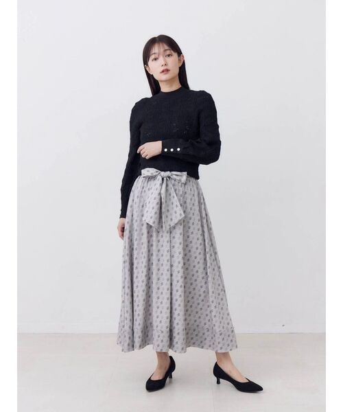 TONAL(トーナル)の「TLモノグラムギャザーフレアスカート(スカート・レディース・ブラック/ベージュ・MEDIUM/SMALL)」の15枚目の写真