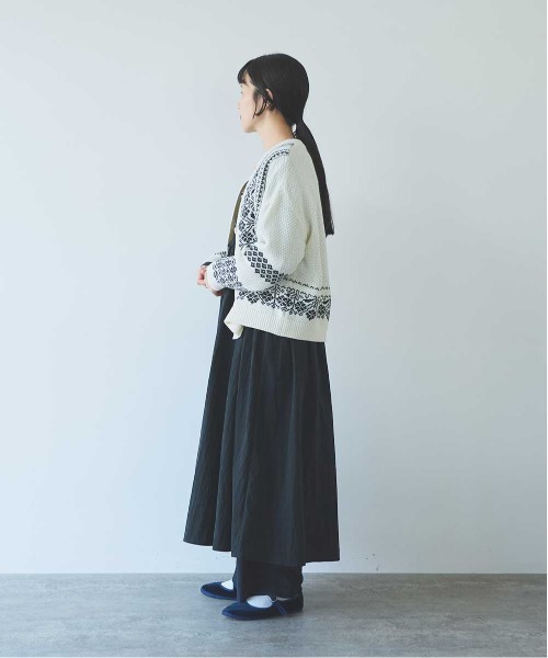 yuni(ユニ )の「W/Ny jacquard knit cardigan(ニット/セーター・レディース・ホワイト/チャコールグレー・FREE)」の21枚目の写真