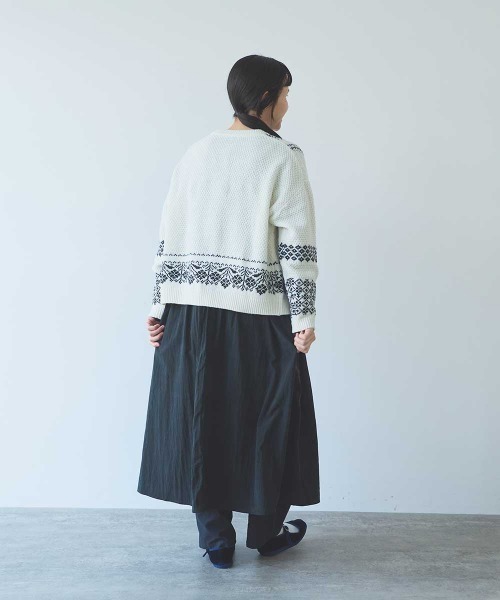 yuni(ユニ )の「W/Ny jacquard knit cardigan(ニット/セーター・レディース・ホワイト/チャコールグレー・FREE)」の22枚目の写真