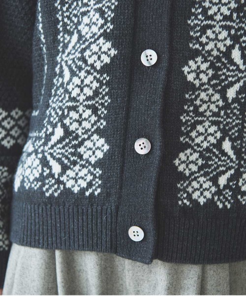 yuni(ユニ )の「W/Ny jacquard knit cardigan(ニット/セーター・レディース・ホワイト/チャコールグレー・FREE)」の16枚目の写真