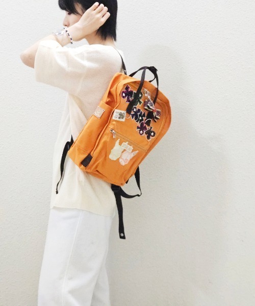 CRYSTAL BALL（クリスタルボール）の「【1点物】Atelier made Bag（バックパック/リュック・レディース・イエロー・FREE）」の3枚目の写真