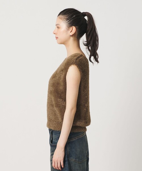 BEAUTY&YOUTH UNITED ARROWS(ビューティーアンドユースユナイテッドアローズ)の「2WAY シャギーニットベスト(ベスト・レディース・ブラウン系/ライトグレー/オフホワイト・FREE)」の7枚目の写真