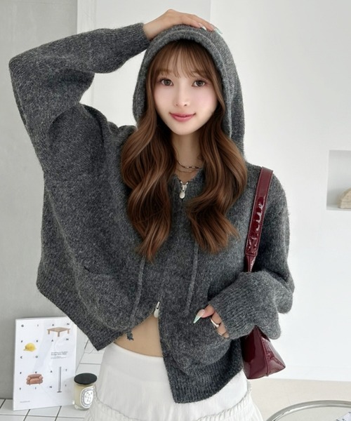 Ada.(エイダ)の「配色ドローコード付き モヘアライク パーカー(パーカー・レディース・チャコール/ネイビー/アイボリー・FREE)」の3枚目の写真