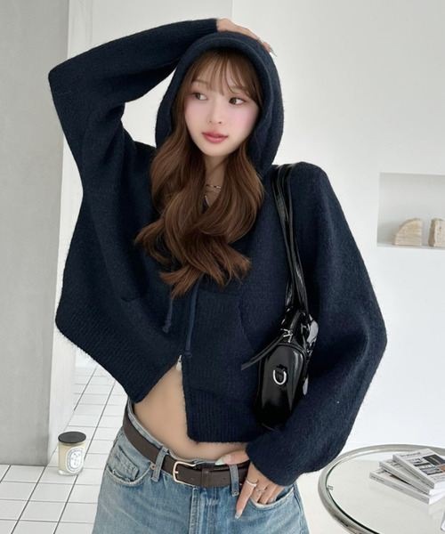 Ada.(エイダ)の「配色ドローコード付き モヘアライク パーカー(パーカー・レディース・チャコール/ネイビー/アイボリー・FREE)」の14枚目の写真