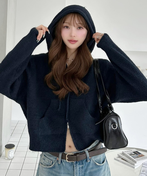 Ada.(エイダ)の「配色ドローコード付き モヘアライク パーカー(パーカー・レディース・チャコール/ネイビー/アイボリー・FREE)」の15枚目の写真