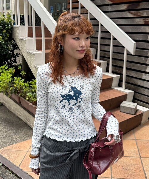 CIAOPANIC（チャオパニック）の「ホースプリント花柄ロンTee（Tシャツ/カットソー・レディース・ピンク/ブルー/ミント・ONE SIZE）」の6枚目の写真