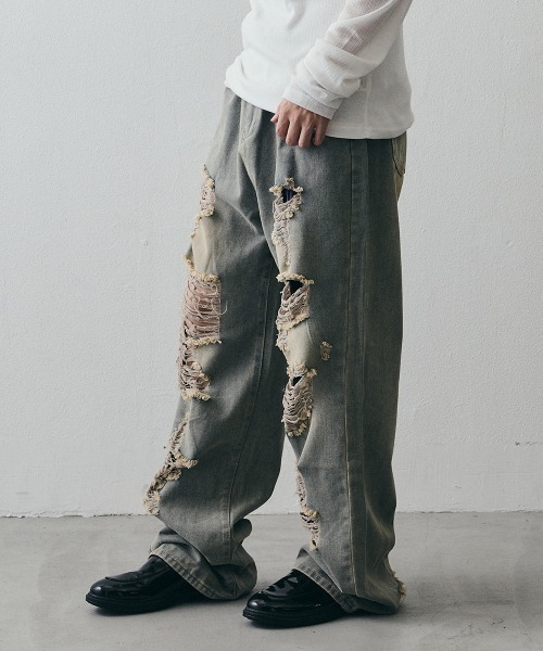 Shoowtime(ショウタイム)の「Vintage-Faded Distressed Baggy Jeans / ヴィンテージフェード ダメージバギーデニムパンツ(デニムパンツ・メンズ・ライトブルー・MEDIUM/X-LARGE/LARGE)」の9枚目の写真