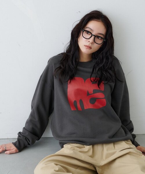 CIAOPANIC TYPY(チャオパニックティピー)の「【ZOZO限定】【UNISEX】ニュアンスロゴスウェット(スウェット・レディース・チャコールグレー/ネイビー/ブラウン/グレー・MEDIUM/LARGE)」の2枚目の写真