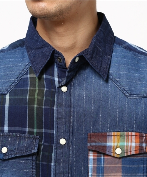 Desigual(デシグアル)の「「Desigual/デシグアル」メンズインディゴシャツ(シャツ/ブラウス・メンズ・ブルー・MEDIUM/SMALL/LARGE/X-LARGE/XX-LARGE)」の4枚目の写真