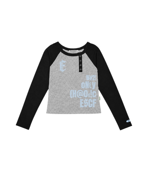 ESCAPEFROM(エスケープフロム)の「ESCF ピクセルタイポプリントサイドスナップロングスリーブティルブルー(Tシャツ/カットソー・レディース・その他・MEDIUM)」の2枚目の写真
