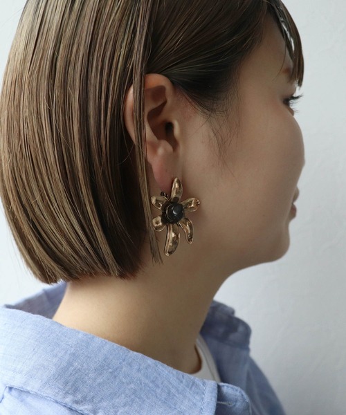 Cepica(セピカ)の「【LIMITED NUMBER】アンティークメタルフラワーイヤリング(イヤリング・レディース・シルバー/ゴールド・FREE)」の5枚目の写真