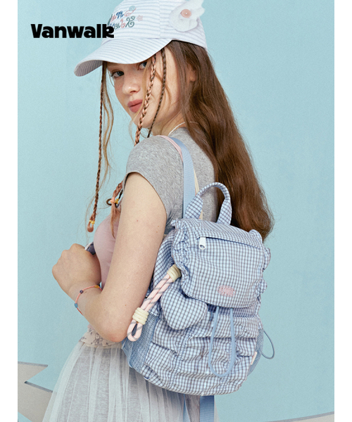 VANWALK（バンウォーク）の「クラウドミニバックパック[ブラック＆ホワイト]（バックパック/リュック・レディース・スカイブルー・FREE）」の2枚目の写真