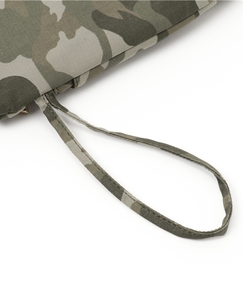 LuuNa（ルーナ）の「カモフラ クラッチバッグ バッグインバッグ（クラッチバッグ・レディース・カーキ/ベージュ・FREE）」の5枚目の写真