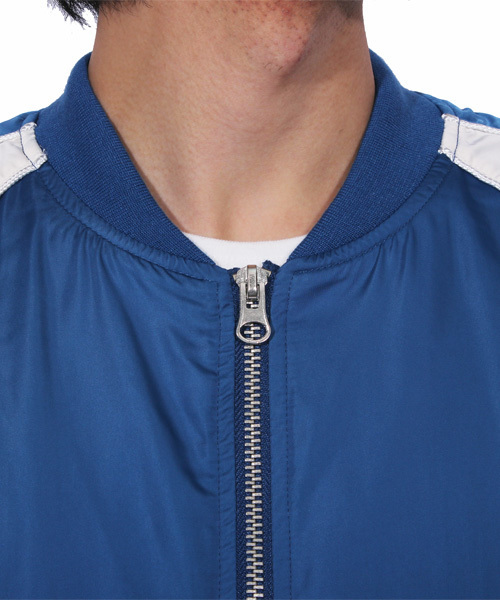 ８(eight)（エイト）の「スカジャン サテン（ブルゾン・メンズ・ブルー/グレー/カーキ/ブラック/ネイビー/ピンク・X-LARGE/MEDIUM/LARGE）」の15枚目の写真