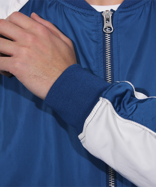 ８(eight)（エイト）の「スカジャン サテン（ブルゾン・メンズ・ブルー/グレー/カーキ/ブラック/ネイビー/ピンク・X-LARGE/MEDIUM/LARGE）」の16枚目の写真