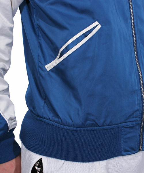 ８(eight)（エイト）の「スカジャン サテン（ブルゾン・メンズ・ブルー/グレー/カーキ/ブラック/ネイビー/ピンク・X-LARGE/MEDIUM/LARGE）」の18枚目の写真