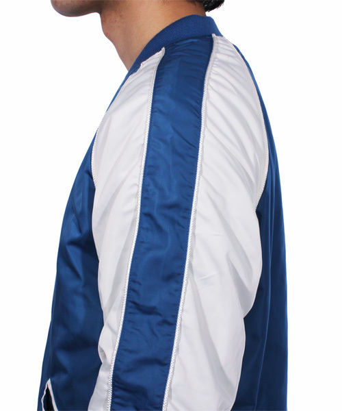 ８(eight)（エイト）の「スカジャン サテン（ブルゾン・メンズ・ブルー/グレー/カーキ/ブラック/ネイビー/ピンク・X-LARGE/MEDIUM/LARGE）」の21枚目の写真