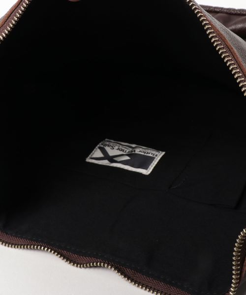 Butler Verner Sails(バトラーヴァーナーセイルス)の「【Butler Verner Sails】2WAY本革シワ加工ショルダー(ショルダーバッグ・メンズ・ブラウン/ブラック・FREE)」の4枚目の写真