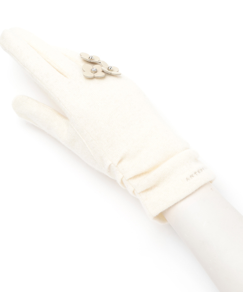 ANTEPRIMA/MISTO(アンテプリマミスト)の「タッチパネル対応 フィオーリ付きジャージグローブ/スマホ手袋/(手袋・レディース・ホワイト/ブラック/ブラウン/ピンク/グレー・ONE SIZE)」の18枚目の写真