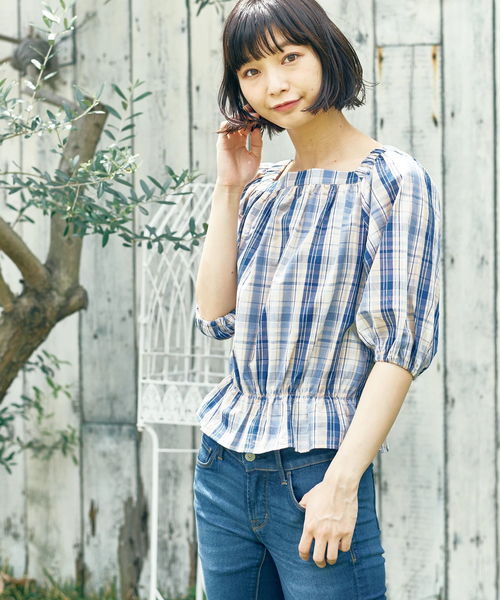 earth music&ecology（アースミュージックアンドエコロジー）の「・マドラスオフショルプルオーバー ●（シャツ/ブラウス・レディース・ベージュ/サックスブルー/ラベンダー/ピンク・FREE）」の20枚目の写真