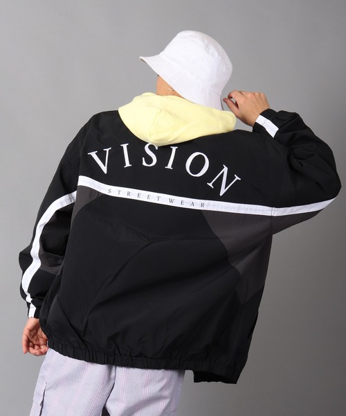 VISION STREET WEAR（ヴィジョンストリートウェア）の「【VISION STREET WEAR】レトロスポーツビッグシルエットナイロンジャケット（ナイロンジャケット・メンズ・エメラルド/その他/ホワイト/ブラック/トリコロール/ホワイト系その他/マルチ/グリーン系その他/ブラック系その他/ブラック系その他2/ベージュ/パープル/ブラウン/ブラウン系その他/パープル系その他/ブラック系その他3/グリーン系その他2/ホワイト系その他2/ラベンダー/ピンク/イエロー/イエロー系その他/ベージュ系その他/チャコール/ホワイト系その他3/ホワイト系その他4/ブラック系その他4/ブラック系その他5/ブラック系その他6/ブラック系その他7/Black/パープル系その他2/レッド/グリーン/ベージュ系その他2/ライトグリーン・M/L/LL）」の11枚目の写真