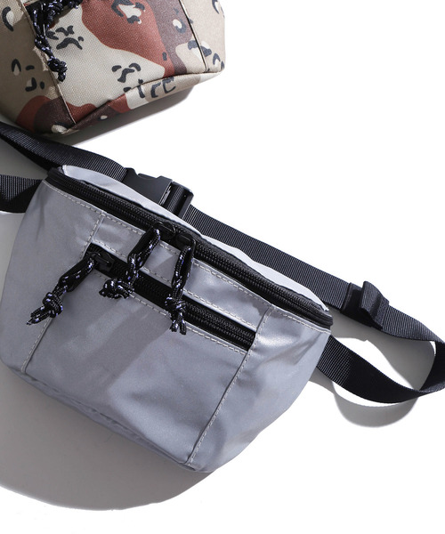 WEGO（ウィゴー）の「WEGO/ミニマムウエストバッグ（ボディバッグ/ウエストポーチ・メンズ・ホワイト/ブラック/パープル/レッド/ピンク/イエロー/ブルー/その他1/キャメル/シルバー/その他2・FREE）」の9枚目の写真