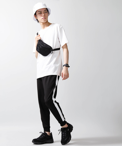 WEGO（ウィゴー）の「WEGO/ミニマムウエストバッグ（ボディバッグ/ウエストポーチ・メンズ・ホワイト/ブラック/パープル/レッド/ピンク/イエロー/ブルー/その他1/キャメル/シルバー/その他2・FREE）」の12枚目の写真