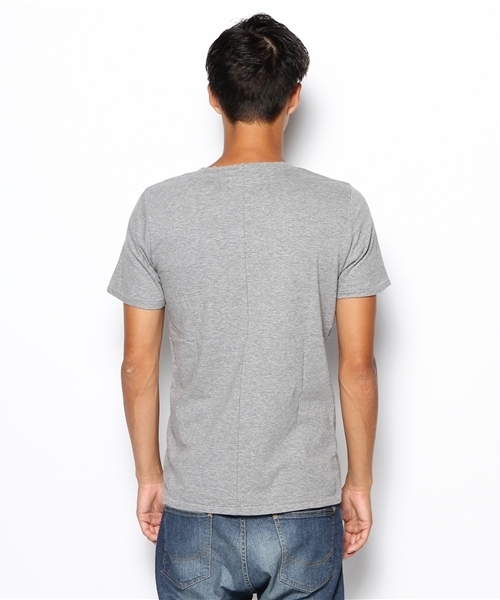 AZUL by moussy（アズールバイマウジー）の「30Sナチュラルソフト天竺デオドラント半袖VNT（Tシャツ/カットソー・メンズ・ホワイト/ブラック/パープル/トップグレー/オレンジ系その他・MEDIUM/SMALL/LARGE/X-SMALL/X-LARGE）」の8枚目の写真