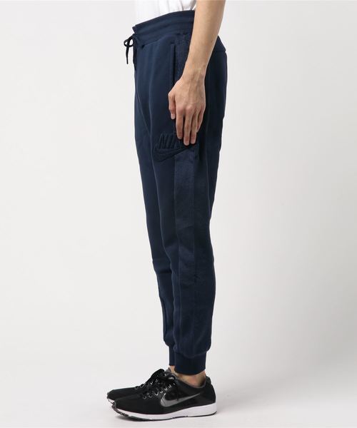NIKE(ナイキ)の「ナイキ STMT ウィンター シーズナル ジョガーパンツ 929131(スウェットパンツ・メンズ・ブラック/ネイビー・LL/3L/S/M/L)」の3枚目の写真