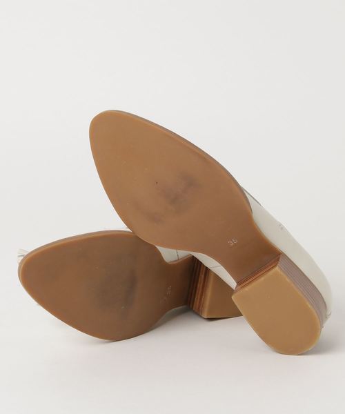 Jeffrey Campbell（ジェフリーキャンベル）の「タッセル付オックスフォードパンプス（パンプス・レディース・アイボリー/ブラック・36/37/38/35/39）」の5枚目の写真