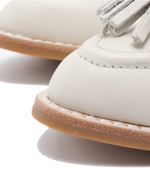 Jeffrey Campbell（ジェフリーキャンベル）の「タッセル付オックスフォードパンプス（パンプス・レディース・アイボリー/ブラック・36/37/38/35/39）」の7枚目の写真