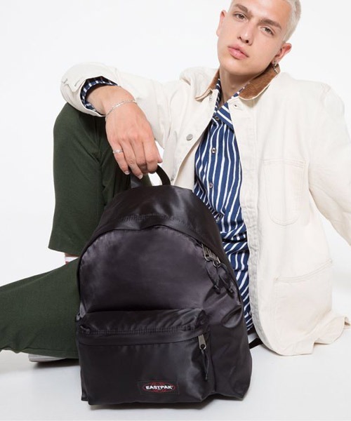 EASTPAK(イーストパック )の「PADDED PAK'R SATINFACTION デイパック(バックパック/リュック)」|ブラック