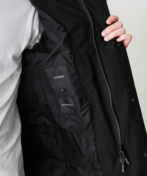 ATTACHMENT（アタッチメント）の「Pe/Nyピーチスキンフーデットダウン