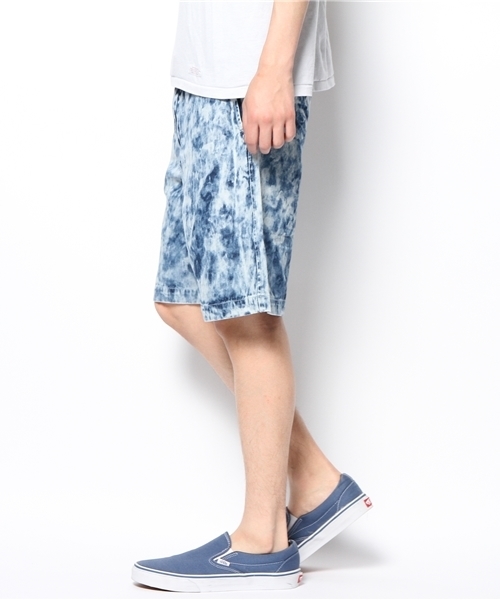 WEGO（ウィゴー）の「WEGO/ブリーチデニムショーツ（デニムパンツ・メンズ・ライトインディゴブルー・LARGE/MEDIUM）」の2枚目の写真