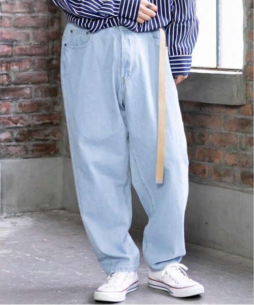 Beno（ビーノ）の「ワイド テーパード バギー デニムパンツ（デニムパンツ・メンズ・ライトグレー/ブラック/インディゴブルー/サックスブルー/ライトインディゴブルー/ワンウォッシュ/ブルー系その他2/ブルー系その他/キナリ/グリーン/ブラック系その他・L/S/M）」の9枚目の写真