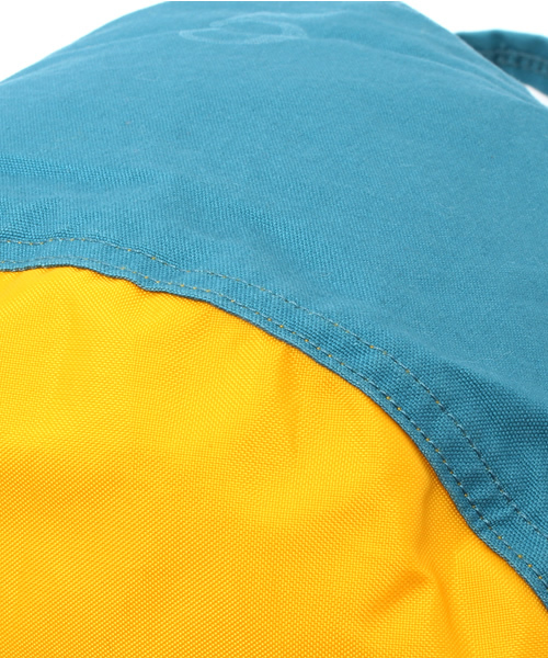 BEAMS BOY（ビームスボーイ）の「Napron / POUCH（ハンドバッグ・レディース・レッド/ブルー・ONE SIZE）」の14枚目の写真