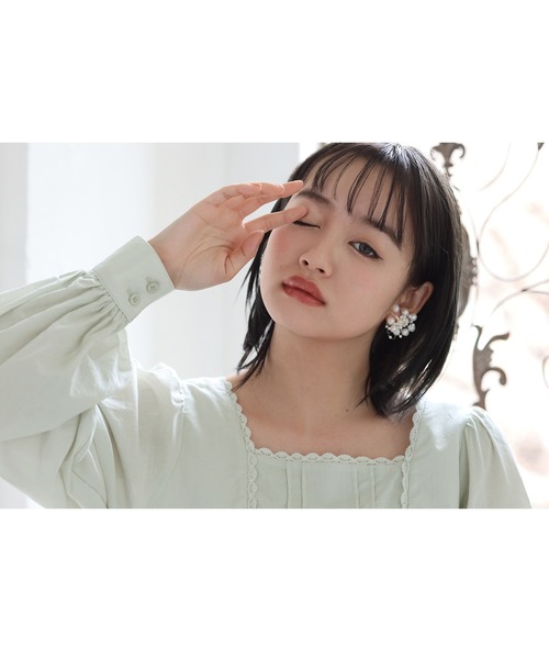 one after another NICE CLAUP（ワンアフターアナザーナイスクラップ）の「パフスリーブコットンチュニック（チュニック・レディース・ベージュ/オフホワイト/ミント・FREE）」の6枚目の写真