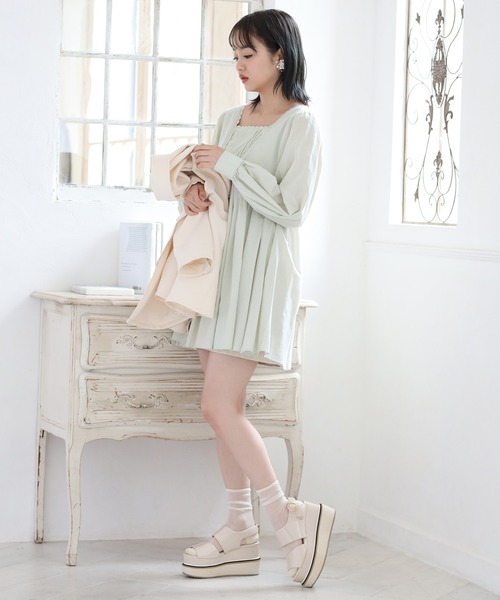 one after another NICE CLAUP（ワンアフターアナザーナイスクラップ）の「パフスリーブコットンチュニック（チュニック・レディース・ベージュ/オフホワイト/ミント・FREE）」の5枚目の写真