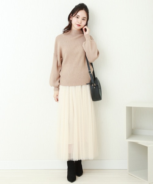 n'ee-ne（ネーネ）の「もちもちプチスタンドネック　バルーン袖　ニット（ニット/セーター・レディース・ピンク/ライトベージュ/ブラック/オフホワイト/杢グレー/モカ・M）」の15枚目の写真