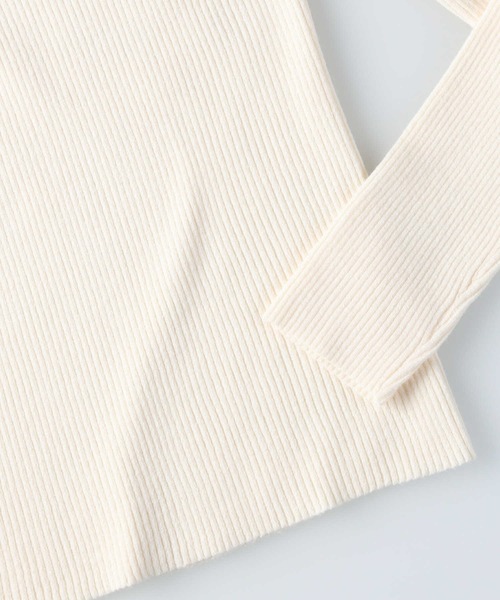 HONEYSUCKLE ROSE（ハニーサックルローズ）の「【HONEYSUCKLE ROSE】タートルネックニット（ニット/セーター・レディース・ブラウン/オフホワイト/ブルー・M/L）」の11枚目の写真