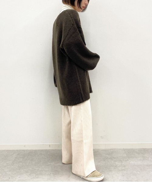 apres jour mignon（アプレジュールミニョン）の「Vニット+タートルインナーセット【ZOZOTOWN限定アイテム】（ニット/セーター・レディース・ダークブラウン/モスグリーン/ダークブルー/ライトベージュ・X-LARGE/フリー）」の11枚目の写真