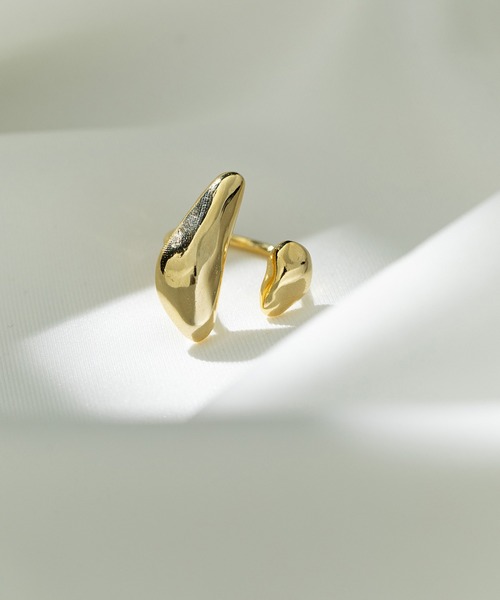 UNITED TOKYO（ユナイテッドトウキョウ）の「ツインペブルリング（リング・レディース・シルバー/ゴールド・FREE）」の4枚目の写真